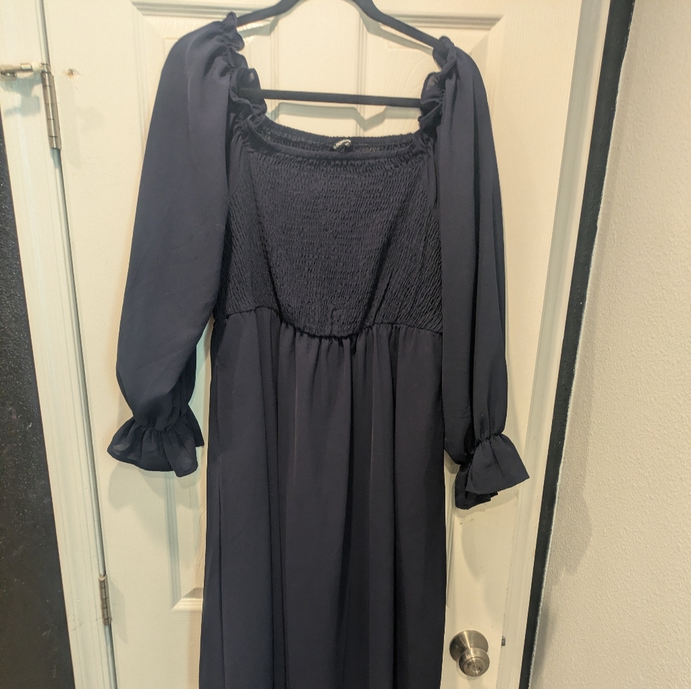 Bloomchic Elegant Navy Long Sleeve Dress